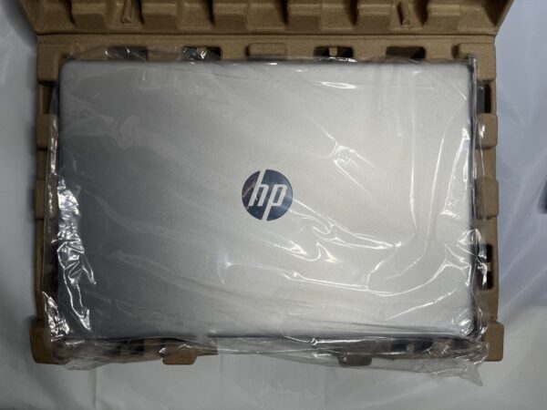 HP 15.6" Laptop with 1TB NVME SSD, i5-1135G7, 32GB RAM, Windows 11 PRO and Microsoft Office 2021 Computer Only REFURBISHED - Image 5