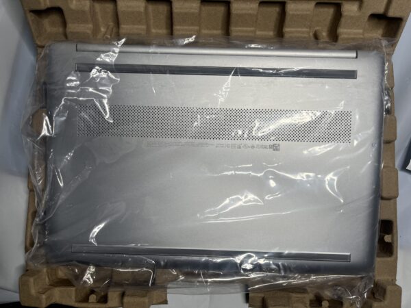 HP 15.6" Laptop with 1TB NVME SSD, i5-1135G7, 32GB RAM, Windows 11 PRO and Microsoft Office 2021 Computer Only REFURBISHED - Image 6